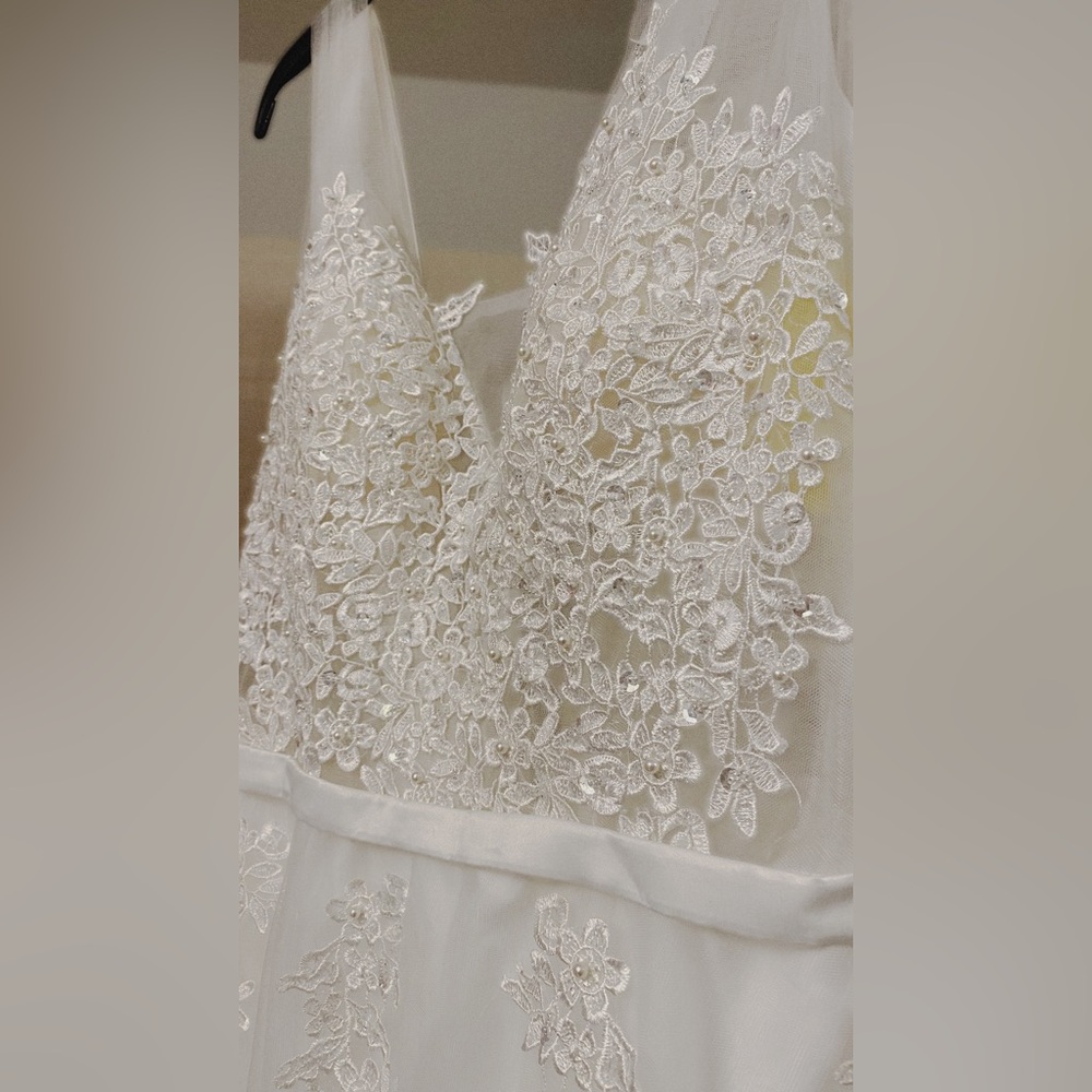 Wedding Dress with 2 Garment Bags